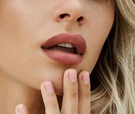 Paul Banwell - Paul Banwell - Lip Enhancement