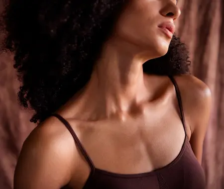 Paul Banwell - Décolletage Treatments